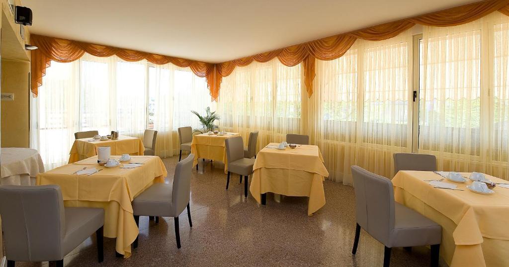 Albergo Costantini Tarcento Exterior foto